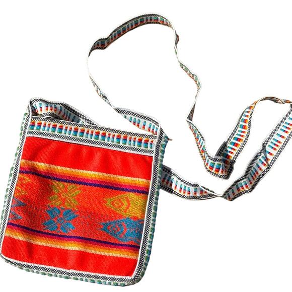 Red Cayman Islands Bag - Picture 4 of 4